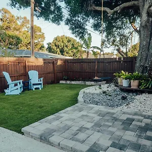 Luna Vacation , Largo United States