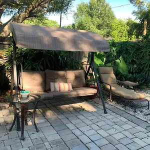 One Bed Near Beaches And Downtown , Sarasota United States